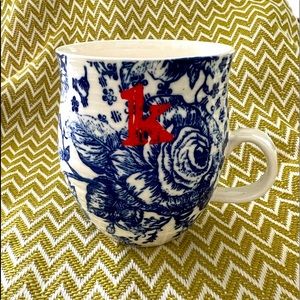 Gorgeous blue detail ‘K’ ceramic mug